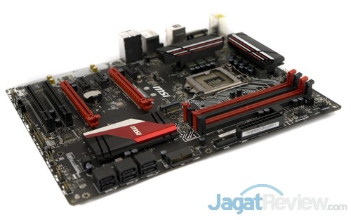 MSI_Z170A_Tomahawk_Board2