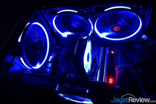 Review Fan Thermaltake Riing 14 RGB - 3 Pack 10 Thermaltake Riing 25