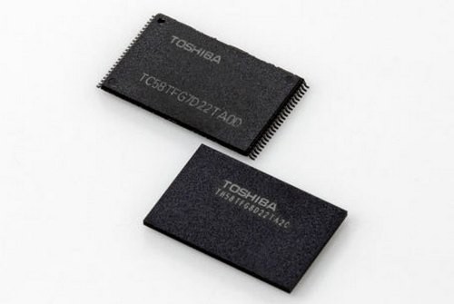 Chip QLC Toshiba Akan Dukung SSD 88 TB! 1 Toshiba Flash Memory