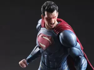 Superman Play Arts Kai versi Dawn of Justice, Lebih Realistis 9 fetsupez