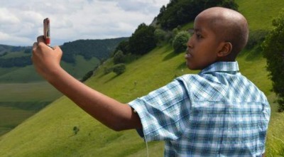 Orang Tua Minta Apple untuk Buka iPhone Anaknya yang Wafat 2 Dama