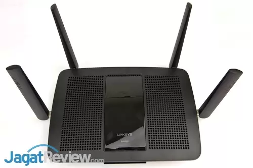 Linksys EA8500 16