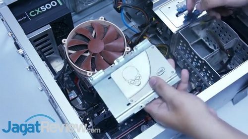 Memasang SSD ke PC Desktop