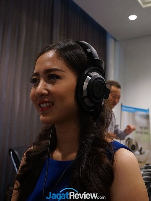 Sennheiser Hadirkan Dua Headphone Premium Baru Di Indonesia! 4 Sennheiser-3