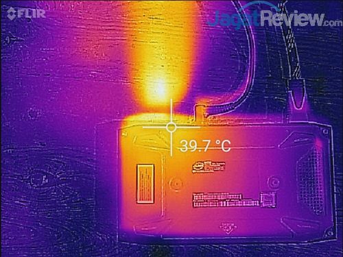 Intel NUC6i7KYK Flir Bottom View