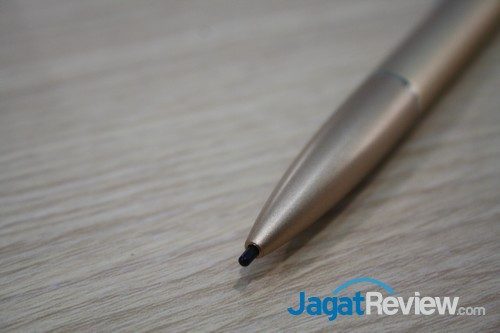 Ujung pen dibuat kecil