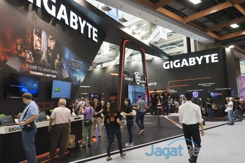 Computex 2016: Video Booth Tour Gigabyte 1 BoothGB