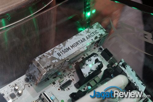 Computex 2016 Booth Raid: MSI 11 DSC07357