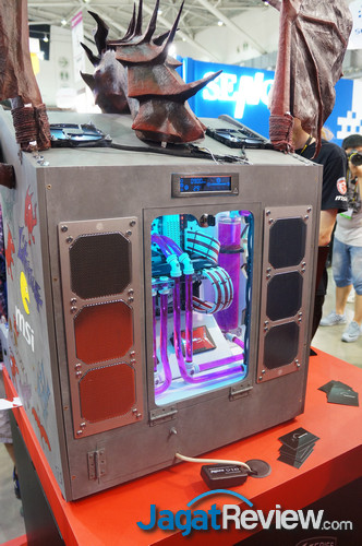 Computex 2016 Booth Raid: MSI 17 DSC07367