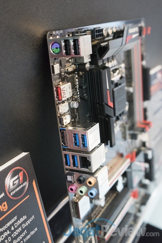 Gigabyte Motherboard B150 dengan Dukungan Thunderbolt 2 GA-B150-GAMING-TH_I-O