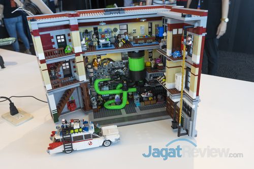 Computex 2016: PC Modding Di Booth Gigabyte 6 LegoGhostbusterHQ2