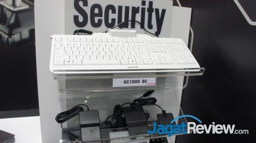 Computex 2016 Booth Raid: Cherry 5 Keyboard untuk tujuan keamanan ternyata dimiliki juga oleh Cherry
