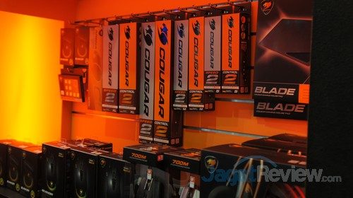 Sayangnya tidak ada produk mouse mat yang ditonjolkan pada Computex kali ini