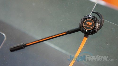 Untuk pengguna yang menggemari earphone, Cougar menyediakan Megara, earphone gaming grade yang mantap
