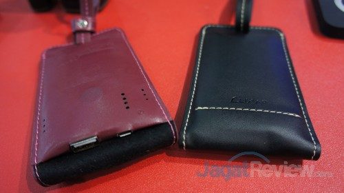 Computex 2016: Thermaltake Tampilkan Jajaran Aksesoris LUXA2 Terbaru 6 Powerbank PL1 memiliki tampilan yang elegan dan trendi, tidak seperti powerbank biasa