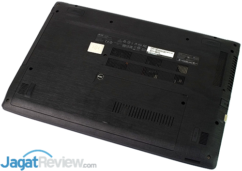 Review Notebook: Acer Aspire E5-553G 11 Acer Aspire E5-553G Bottom Side