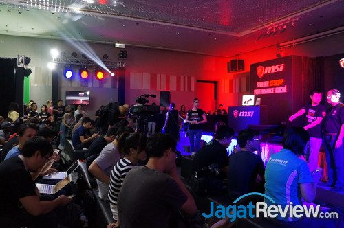 MSI Gaming Notebook Hadir dengan GPU NVIDIA GTX 10 Series: Kejar Performa Desktop 1 DSC08457