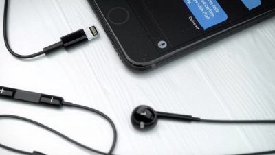 Apple Akui EarPods Lightning iPhone 7 Bermasalah 1 Apple Akui EarPods Lightning iPhone 7 Bermasalah