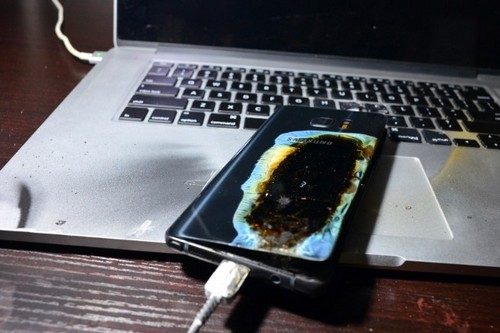 Samsung Galaxy Note 7 “Aman” Terbakar di China 1 Samsung Galaxy Note 7 “Aman” Terbakar di China