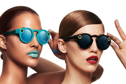 Snapchat Perkenalkan Kacamata dengan Kamera Terintegrasi 1 Snapchat Perkenalkan Kacamata dengan Kamera Terintegrasi