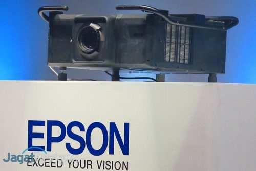 epson-eb-l25000u