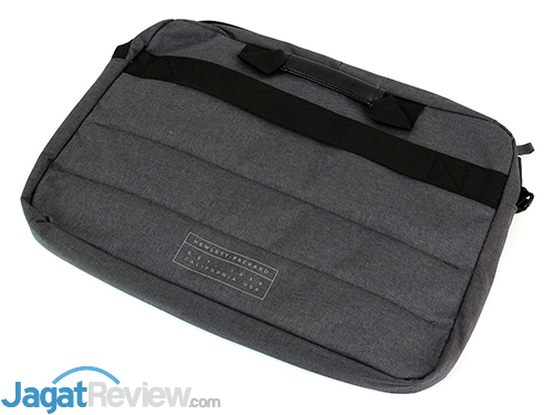 hp-14-am015tx-bag-02