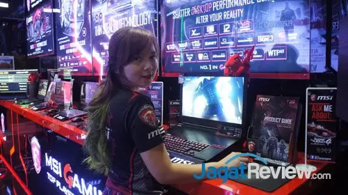 MSI Resmikan MSI Store di Mall Ambassador 3 SONY DSC