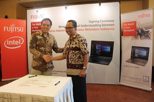fujitsu-mou-signing-2