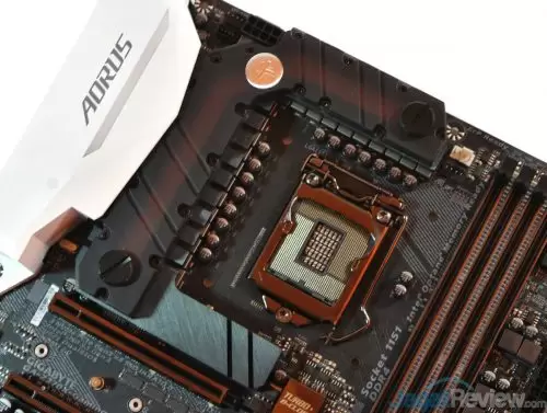 Gigabyte Aorus Z270X-Gaming 9 8