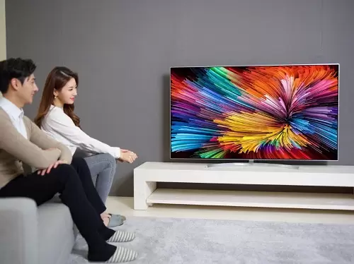 LG 02