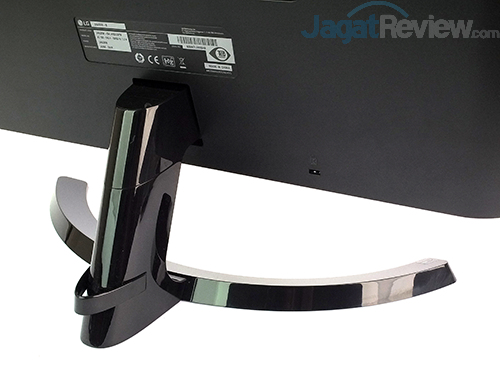 Hands-On Review Monitor: LG 24UD58-B 6 lg-24ud58-base-stand