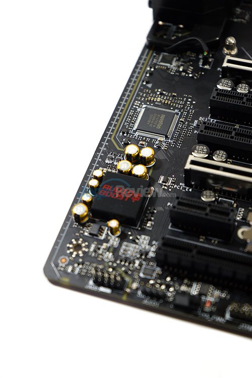 Preview Motherboard MSI Z270 GAMING Pro Carbon 6 msiz270procarbon_12_wm