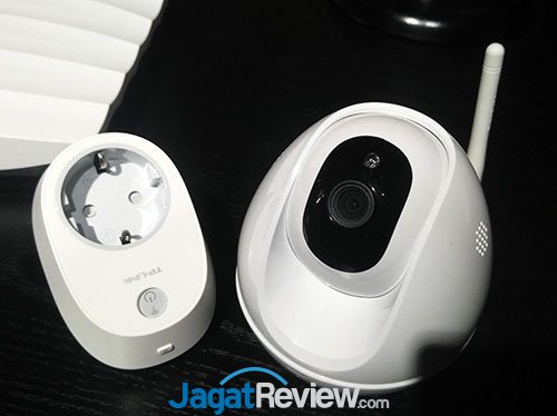 Perangkat Smarthome Siap Menjadi Andalan TP-LINK di 2017 2 TPLink_2_WM