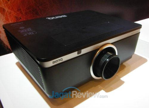 BenQ Perkenalkan 2 Proyektor DLP 4K Pertama di Dunia 4 W8000