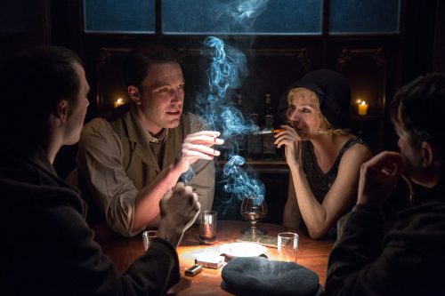 Review Live By Night: Konflik Tak Berujung Si Mafia Rum 4 live by night 5