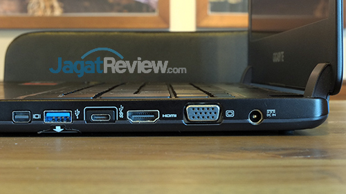 Gigabyte P35X v6 Connector - Right