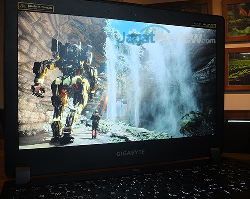 Gigabyte P35X v6 Screen