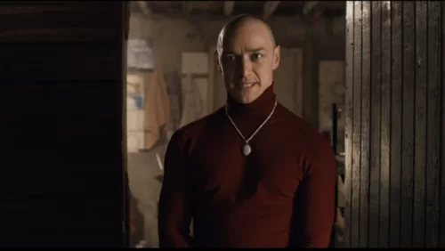 Review Film SPLIT: Satu Orang dengan 24 Kepribadian, Seperti Apa? 3 review film split Patricia