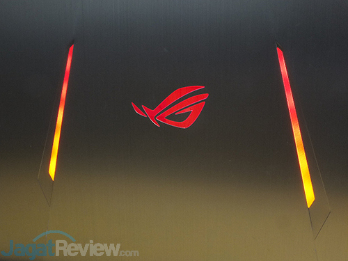 Review Notebook Gaming: ASUS ROG GX800VH 4 ASUS ROG GX800 ROG Logo 03