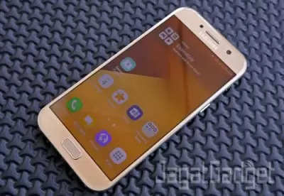Review Samsung Galaxy A5 2017: Makin Premium! 1 Review Samsung Galaxy A5 2017: Makin Premium!