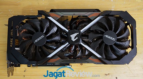 Aorus_GTX1080Ti_Extreme_11