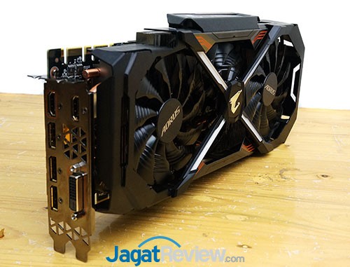 Aorus_GTX1080Ti_Extreme_12