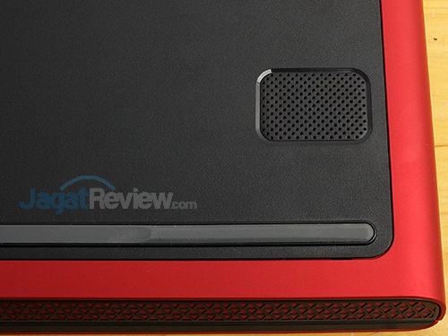 Review Notebook Gaming: Dell Inspiron 15 Gaming 7567 12 Dell Inspiron 15 Gaming 7567 Subwoofer