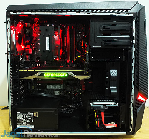 Review PC Desktop Gaming: Lenovo IdeaCentre Y900 2 Lenovo IC Y900 Internal Component (Power On)