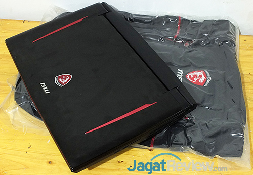 Review Notebook Gaming: MSI GT73VR 6RE Titan 4 MSI GT73VR 6RE Titan Backpack