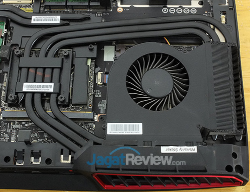 Review Notebook Gaming: MSI GT73VR 6RE Titan 18 MSI GT73VR 6RE Titan GPU Cooler