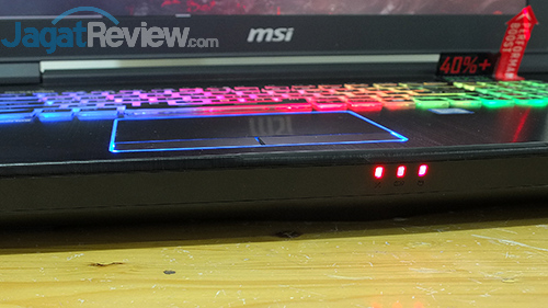 Review Notebook Gaming: MSI GT73VR 6RE Titan 13 MSI GT73VR 6RE Titan Indicator Lamps