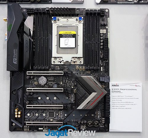 Computex17_ASRockBoard_X399_ProfessionalGaming