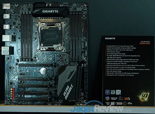 Gigabyte X299 UD4