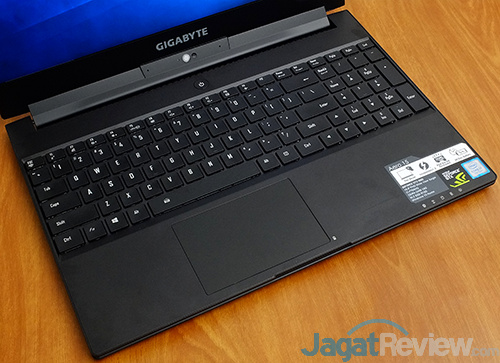 Gigabyte Aero 15 Keyboard & Touchpad